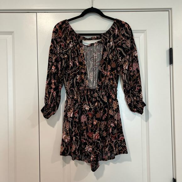 Free People Women's Longsleeve Romper with Shorts Black Floral Size‎ M - Picture 4 of 8